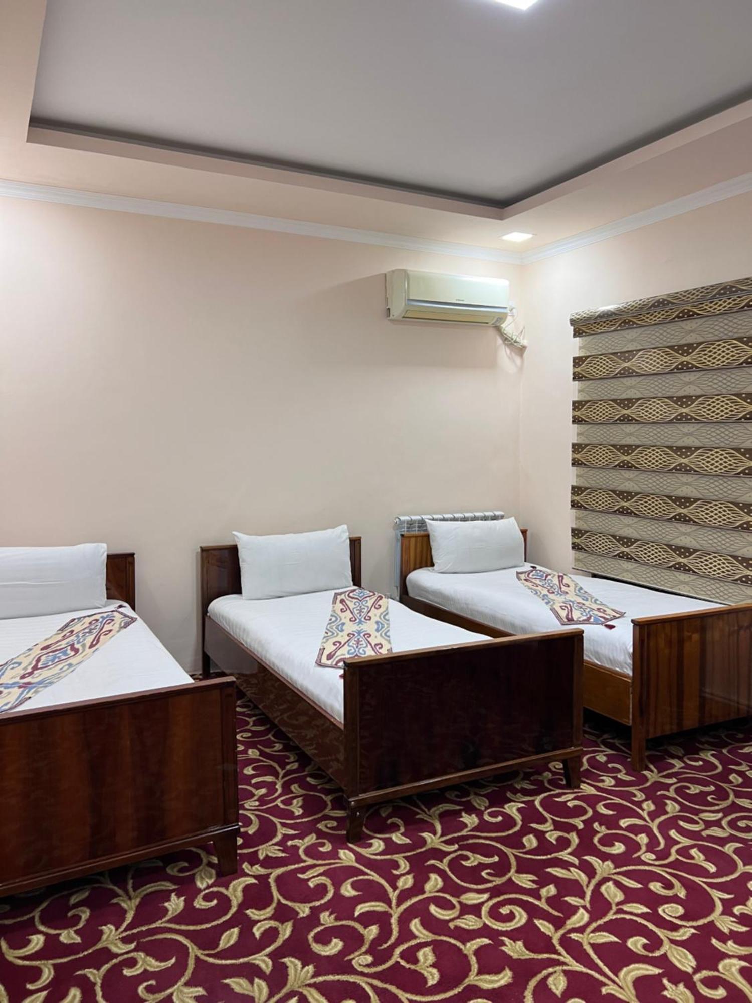 Uzbegim Family Guest House Bukhara Rom bilde